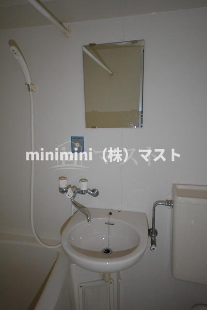 F難波南の洗面所