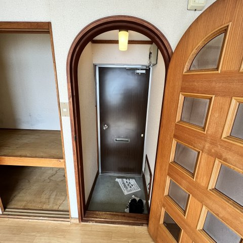 蘭東コーポの玄関