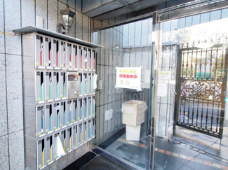 【エントランス】 | 毎日通るエントランスはこのようになっています