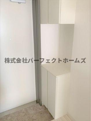 クラウディア中宮の玄関|明るい玄関です
