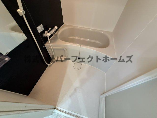 クラウディア中宮の浴室|コンパクトで使いやすいお風呂です
