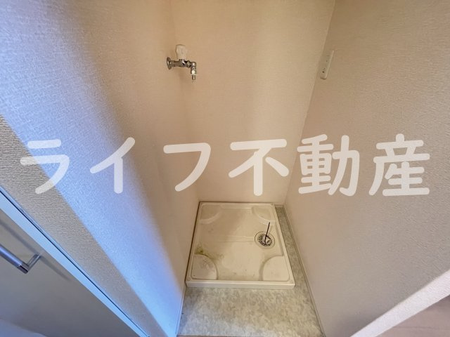 セジュールオッツ八戸ノ里の洗面所|忙しい朝には欠かせない洗面所です