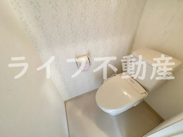 グローリアビルのトイレ|コンパクトで使いやすいトイレです