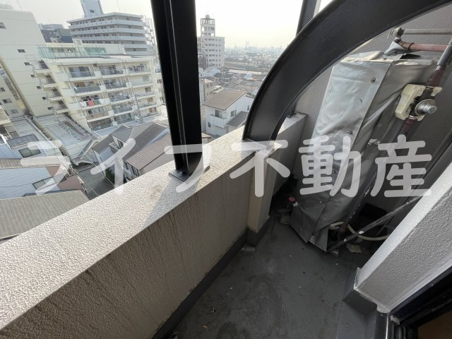 グローリアビルのバルコニー|バルコニー付きです