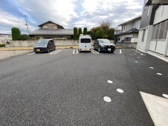 【駐車場】 | サンライトレジデンス駒形