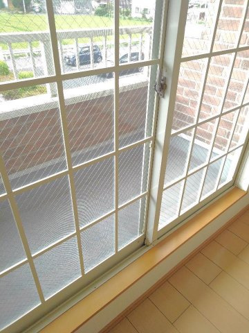 ジェネシス　Ⅱのバルコニー|暖かな日差しのふりそそぐバルコニー