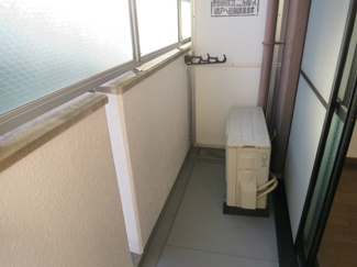 【バルコニー】