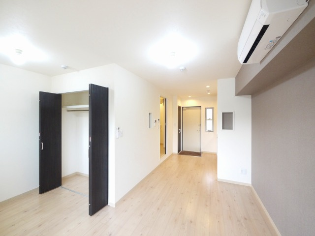 グランスター大宮の居間・リビング