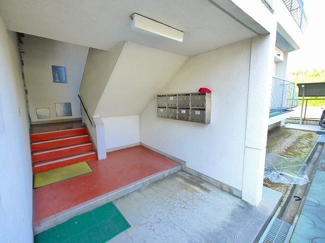 楠本ビルのその他共用部分|しっかりした昇降階段