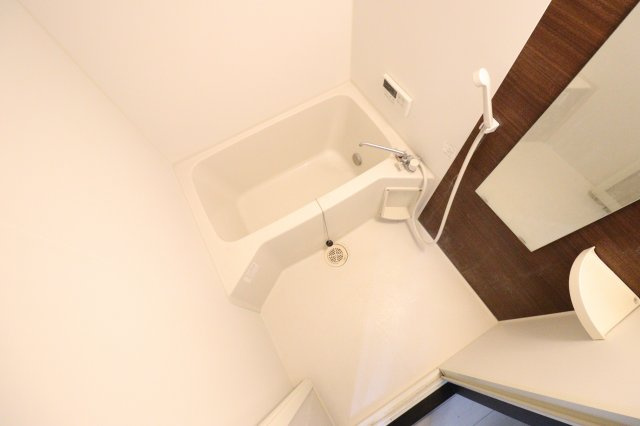 メゾン・ドゥ・フォレストの浴室|ゆったり過ごせるお風呂です