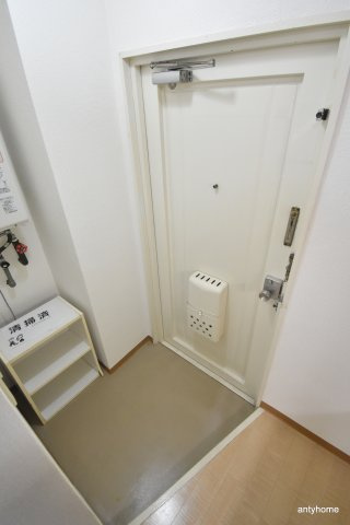 十三セブンハイツ　仲介手数料無料の玄関