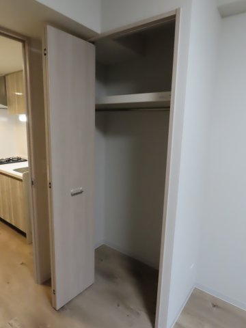 大阪市淀川区十三東４丁目の賃貸マンションの収納