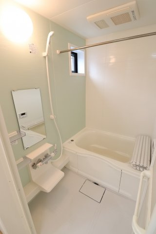 ソレアード新横浜の浴室