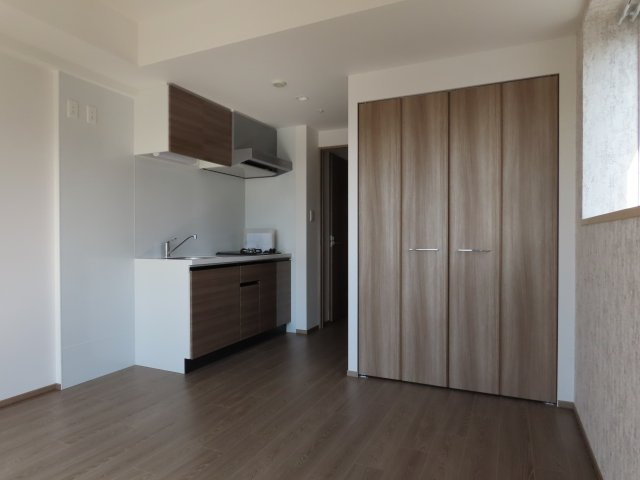 大阪市淀川区三津屋北２丁目の賃貸マンションの居間・リビング