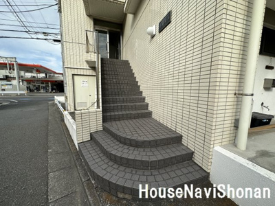 【エントランス】 | 小倉ビル