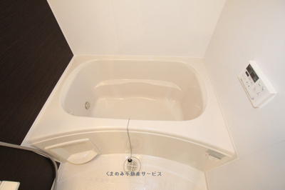 【浴室】 | マーヴェラス・Ⅰ | コンパクトで使いやすいお風呂です
ラ・カーザドルチェⅢ　103号室　2019/3/28撮影