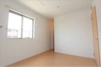 【洋室】 | ソレイユ・タカクラ | コンパクトで使いやすい北側洋室です
ソレイユ・タカクラ　102号室　2014/4/26撮影