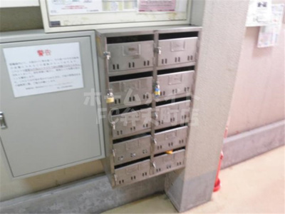 【設備】 | サンシャイン弁天町 | 集合ポスト