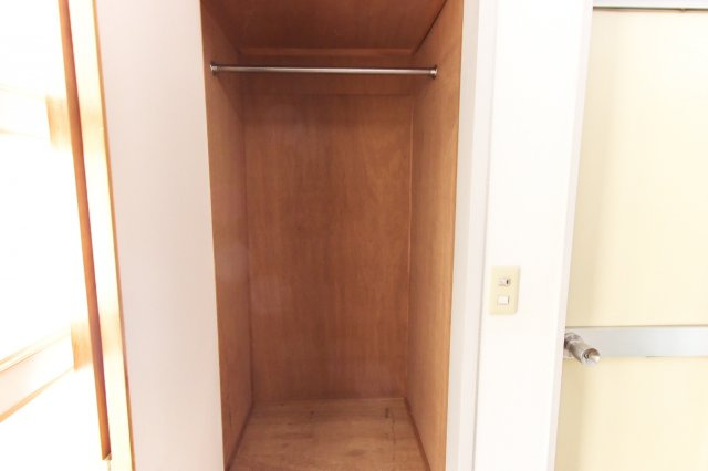心路ビルの収納