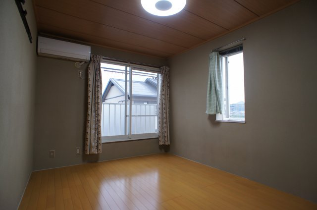 【洋室】 | クレールハサマ | 6帖の洋室です