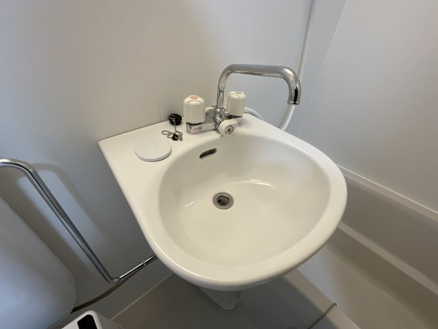 【洗面所】 | クレールハサマ | ユニットバス内の洗面台です