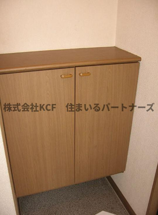 ヴィラ小森野の玄関|収納もある玄関です