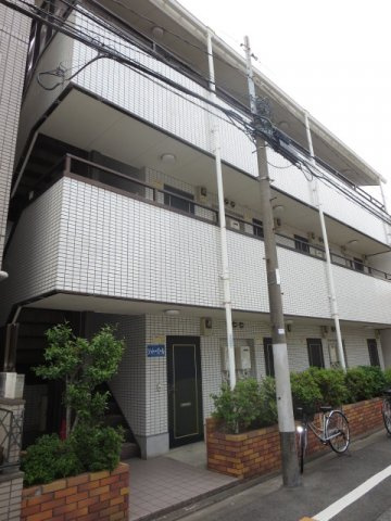 シャトーパールの外観