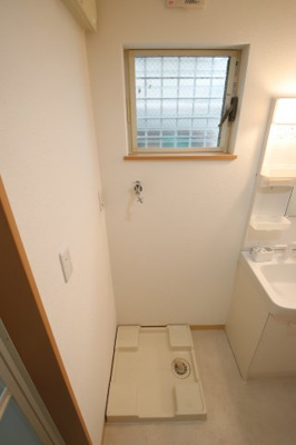 【設備】 | フィーネ | 室内洗濯機置場