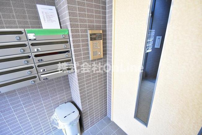 【エントランス】 | シャトルウエスト