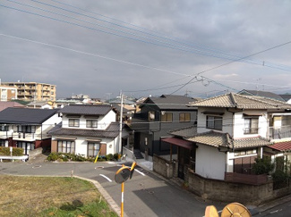 【展望】 | 周辺に高い建物・視界を遮る建物がないので眺望◎日当り風通しもGOOD♪