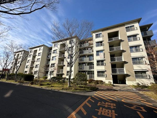 【外観】 | 梅が丘南住宅A-5棟