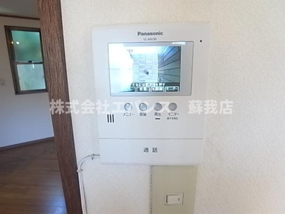 【セキュリティ】 | BigアームズII | モニター付きインターホンです