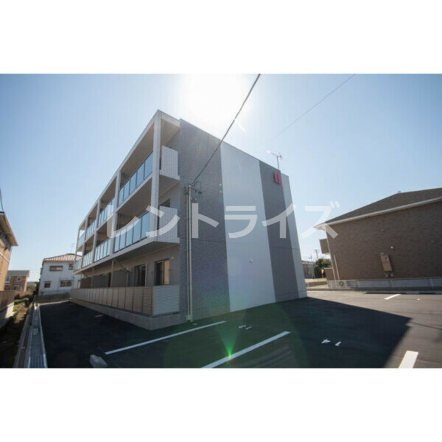一宮市三条字今泉の賃貸マンションの外観
