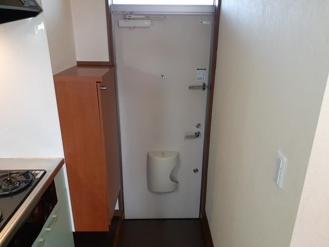 サンハイツ長者ヶ台Ｂ棟の玄関