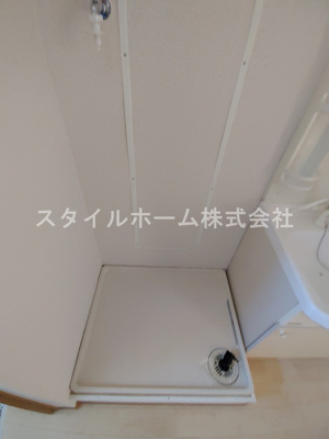 【設備】 | ビバ花田 A | 別部屋写真です。