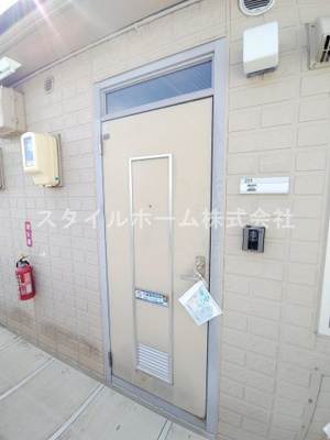 【その他共用部分】 | ビバ花田 A | 玄関