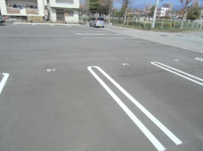 【駐車場】 | Ｌa・ｎａｔｕｒｅ | 『Ｌａ・ｎａｔｕｒｅ』