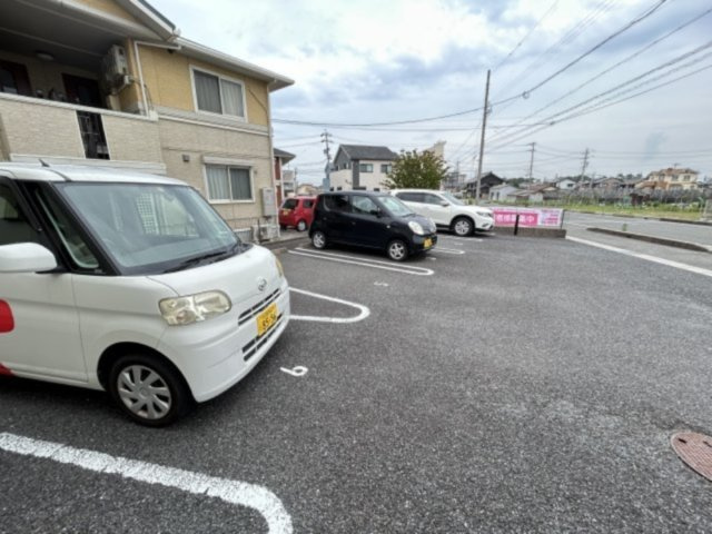 Wing　Roadの駐車場