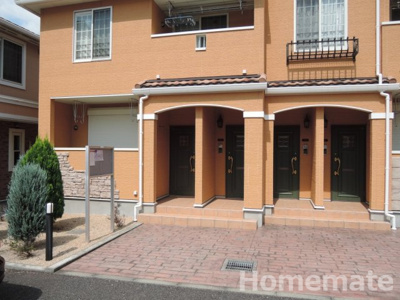 【エントランス】 | フリーデンス　ヴァルトⅠ番館 | エントランス