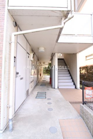 カリスのエントランス