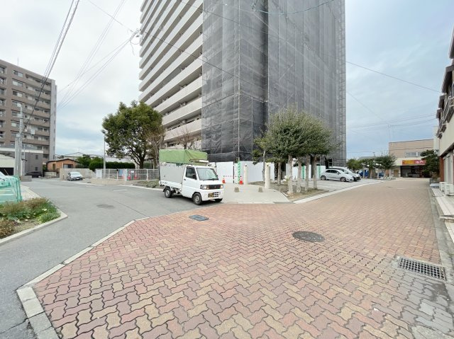 ダイヤモンドスクエア前原の周辺