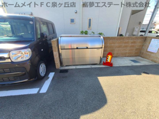 【駐車場】