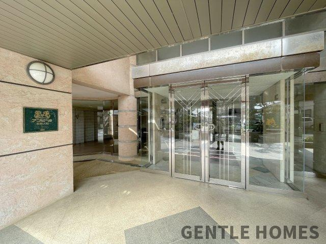 アンピール教育大前のエントランス