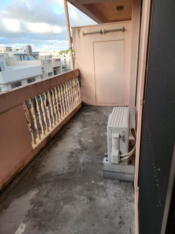【バルコニー】 | あらぐすくマンション