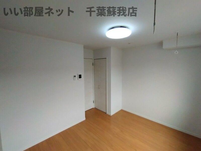 Fullea千葉中央の居間・リビング
