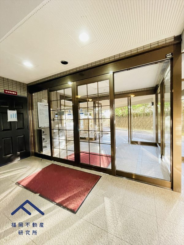 スワンマンション空港南Ⅱのエントランス