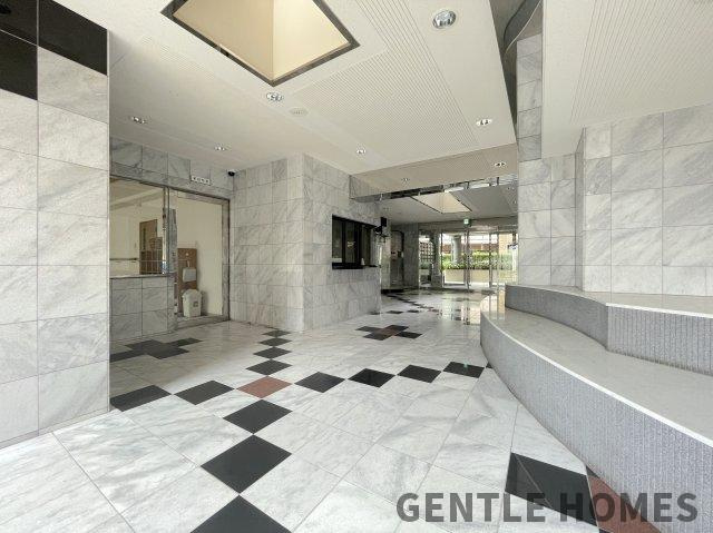 ロワールマンショングレイス井尻のエントランス