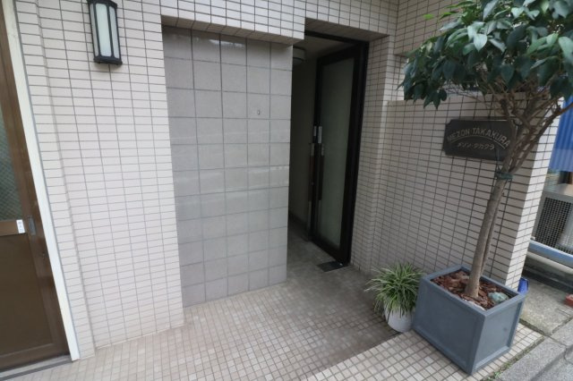 【エントランス】