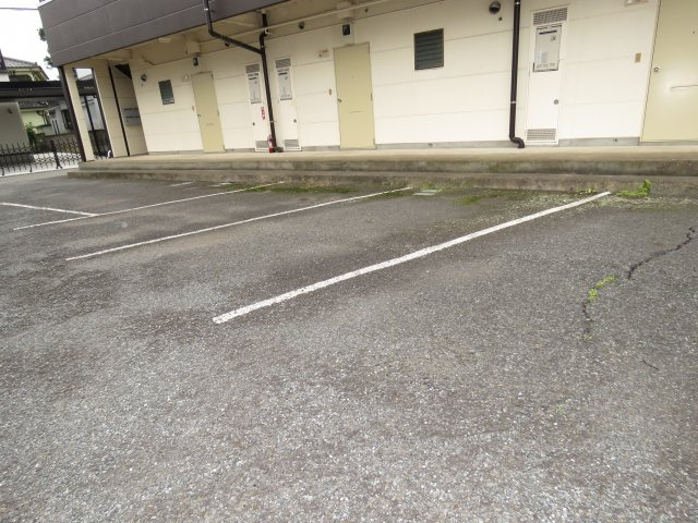 万久マンションの駐車場