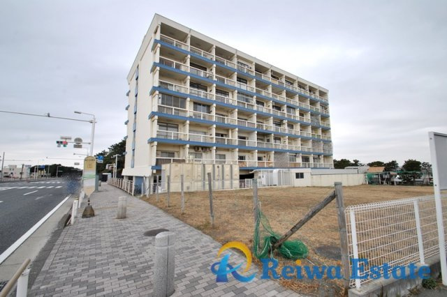 茅ヶ崎シーサイドパレスの外観